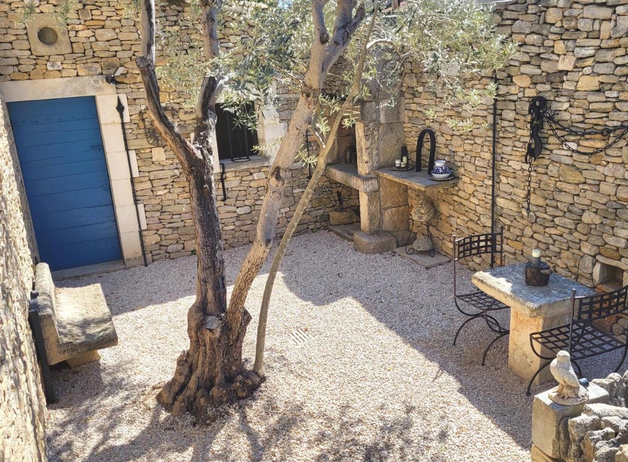"La Massette Du Cheval Blanc" Villa De Caractere En Pierre L'Isle-sur-la-Sorgue Exterior photo