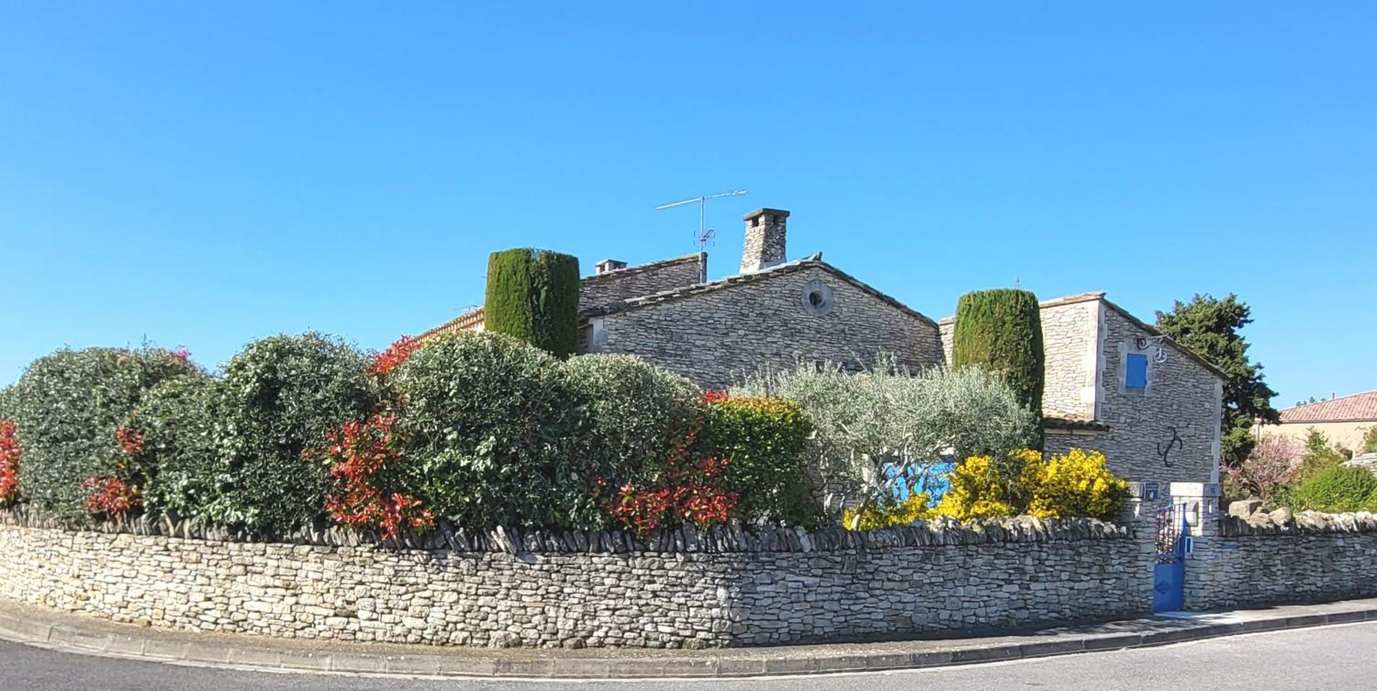 "La Massette Du Cheval Blanc" Villa De Caractere En Pierre L'Isle-sur-la-Sorgue Exterior photo