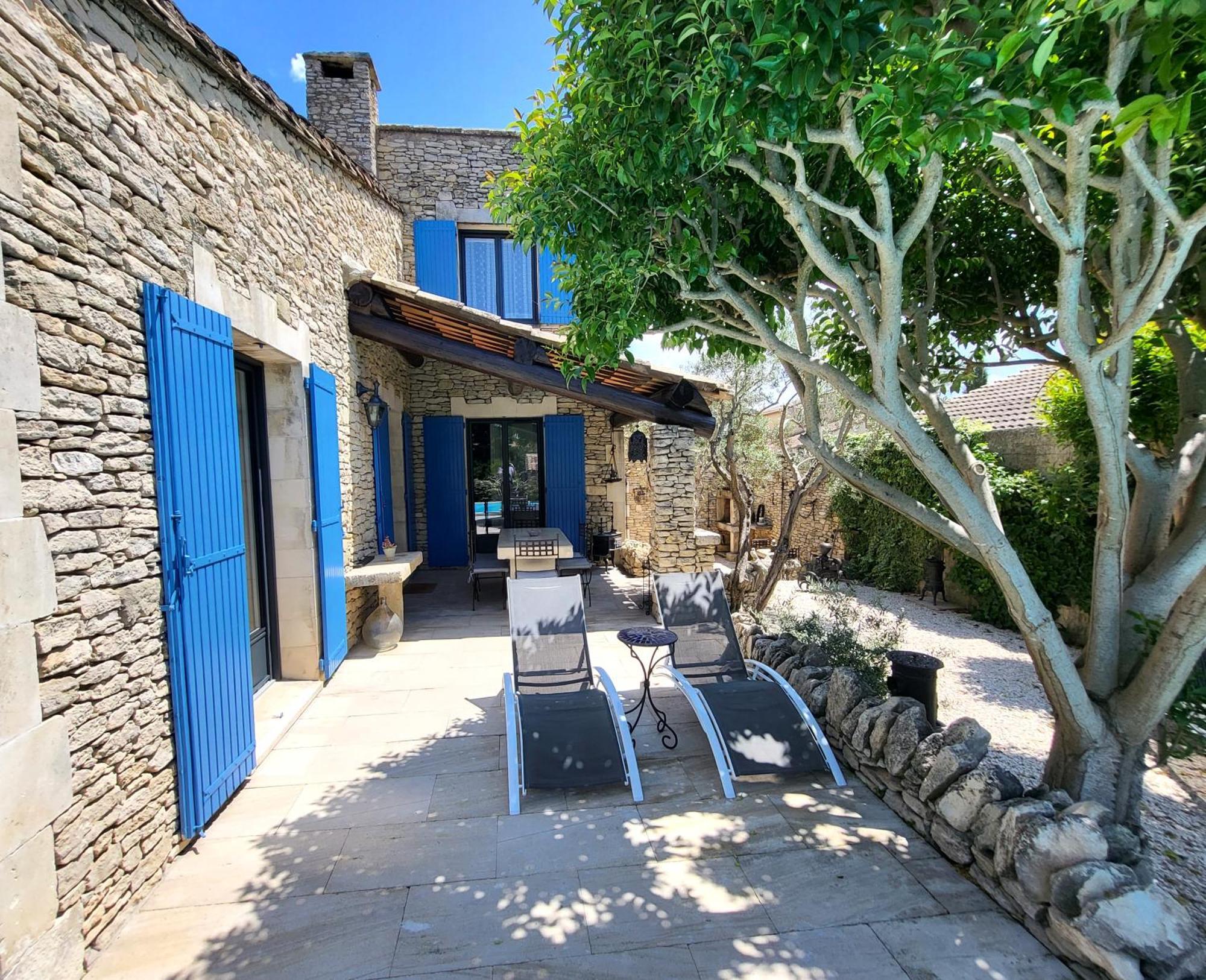 "La Massette Du Cheval Blanc" Villa De Caractere En Pierre L'Isle-sur-la-Sorgue Exterior photo